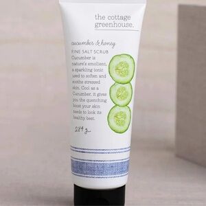 NEW Fine Salt Scrub Cucumber & Honey 10 oz The Cottage Green House Margot Elena